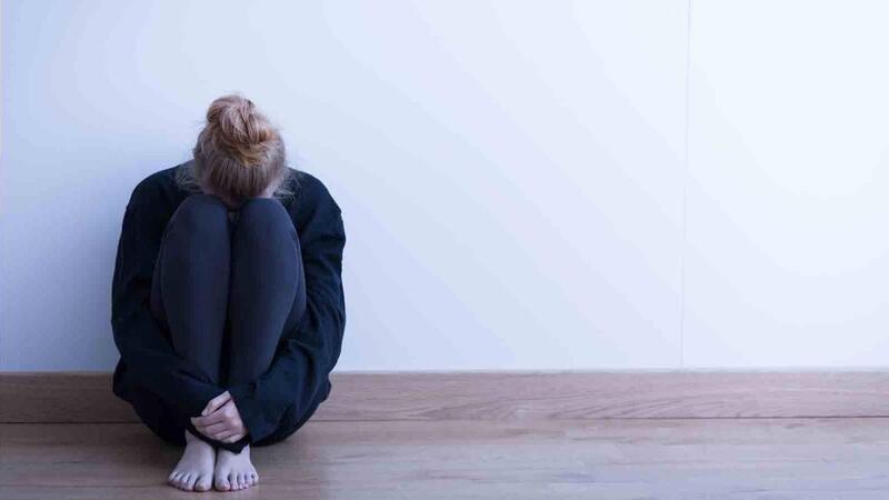 Khi Nào Đau Đầu Buồn Nôn Là Dấu Hiệu Nguy Hiểm?